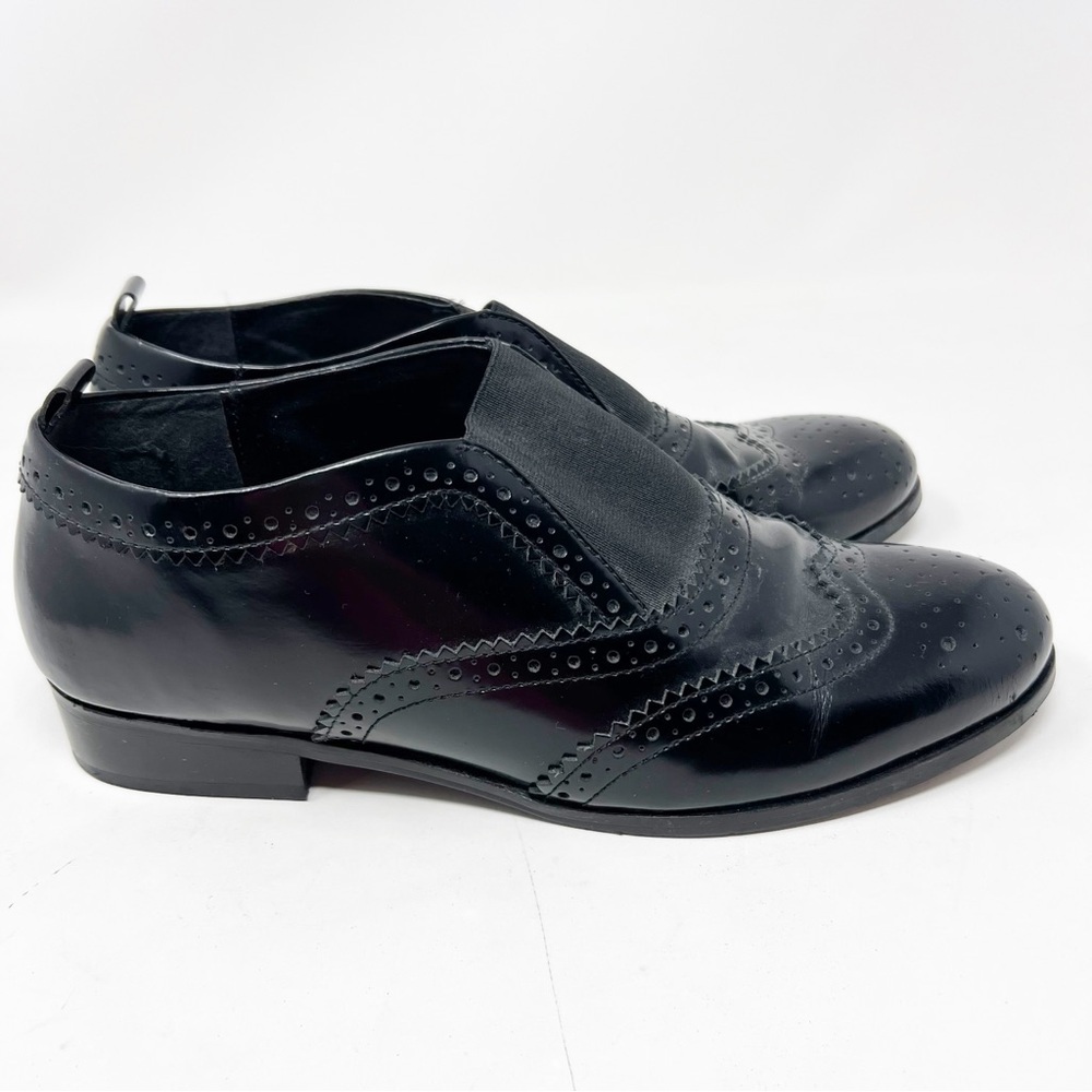 MONOPRIX FRANCE BLACK PATENT WING TIP
SLIP ON SHOES WOMENS SZ 40/US9
